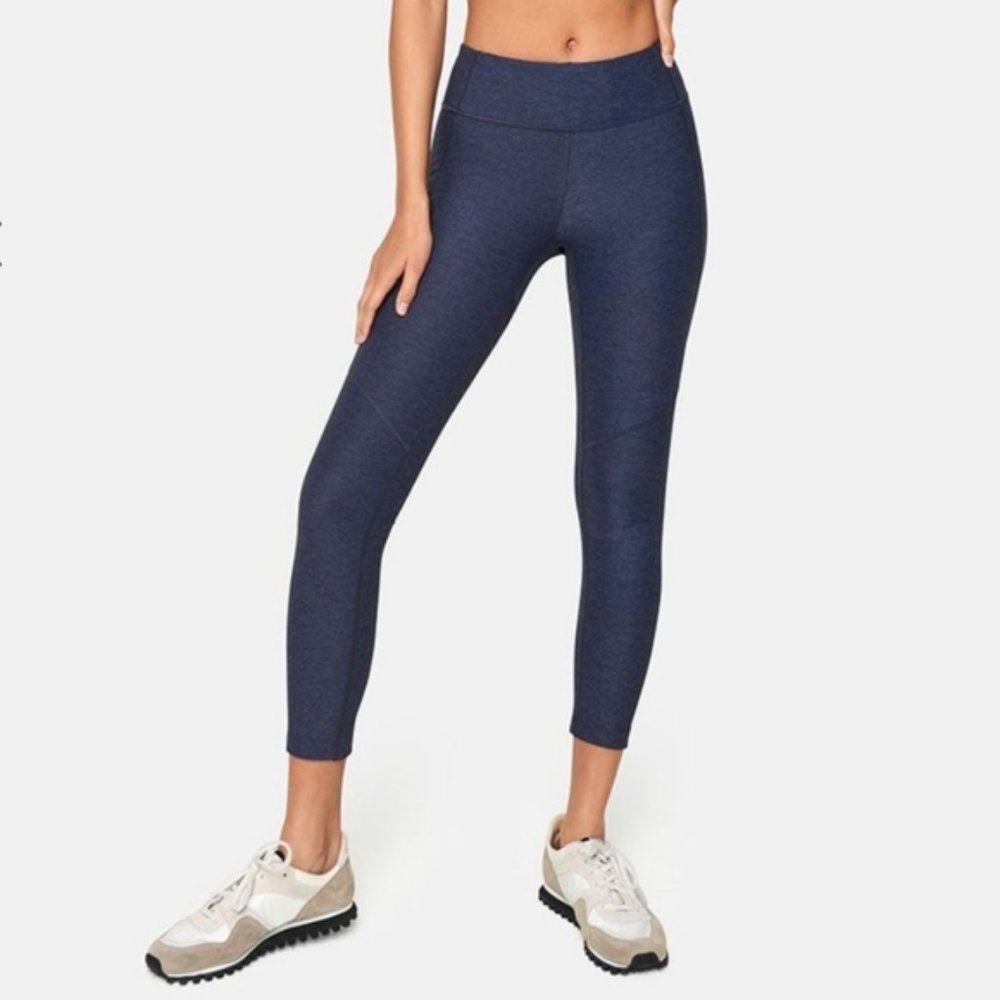 Outdoor Voices 3/4 Warmup Legging